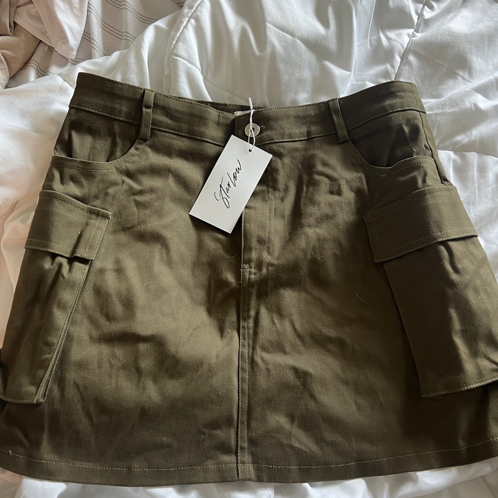 Starlow cargo skirt